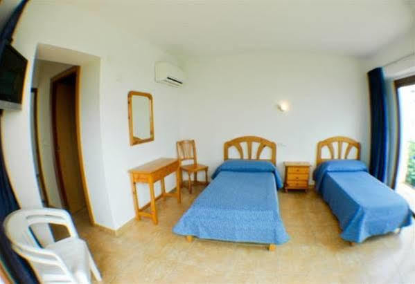 Residencia Nicolau * San Antonio (Ibiza)